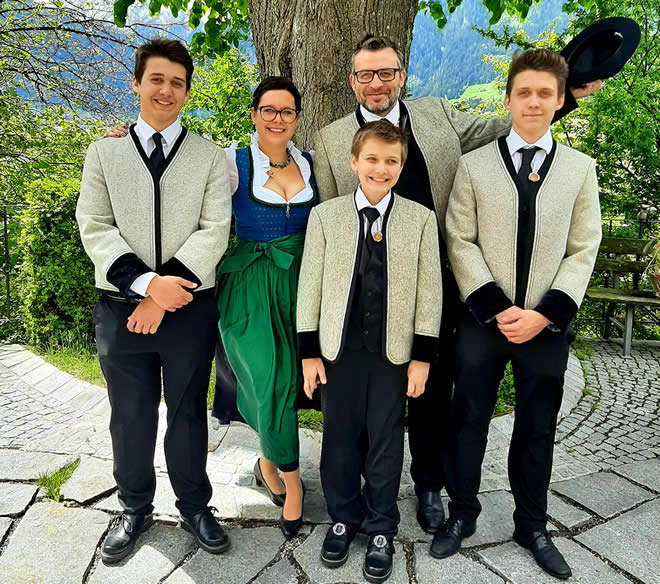 Johannes, Martha, Josef, Matthias & Tobias Troppmair 2021
